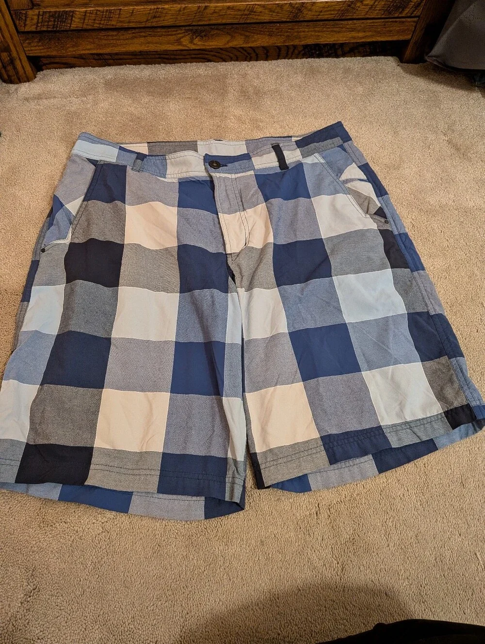 Lululemon‎ Men's Blue Plaid Shorts Size 38
